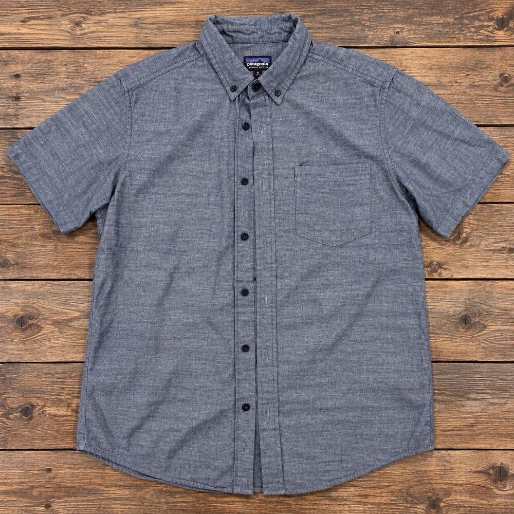 Patagonia Lightweight Bluffside Chambray Short Sleeve Button-Up Shirt Men's M